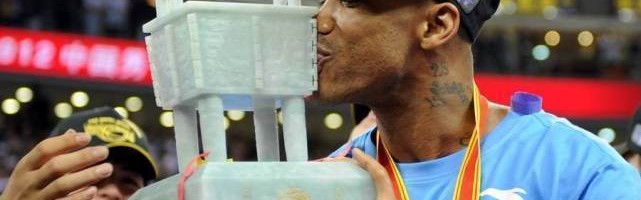 马布里在NBA赚了1.5亿美金，那他在CBA赚了多少？|艾弗森|明尼苏达森林狼队|纽约尼克斯队|篮球薪资对比|布鲁克林篮网队_新浪体育_新浪新闻