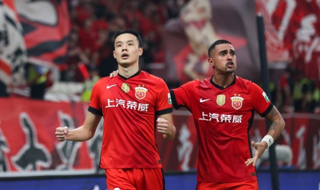 中超形势：蓉城2分领跑！申花跌第3+国安掉队，前4名下轮直接对话