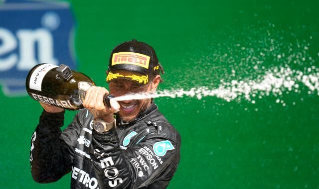 完美体育官方网站-专访汉密尔顿④：当下困难是最大动力 恐在F1留更久