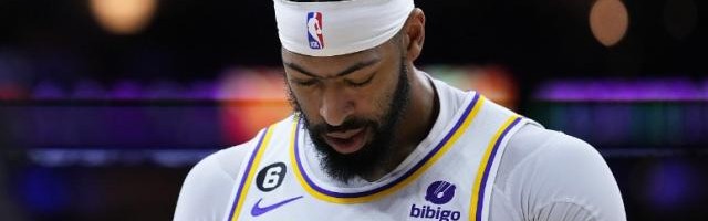 完美体育官方网站-浓眉足部伤病恢复顺利 或将在休赛期接受手术根治